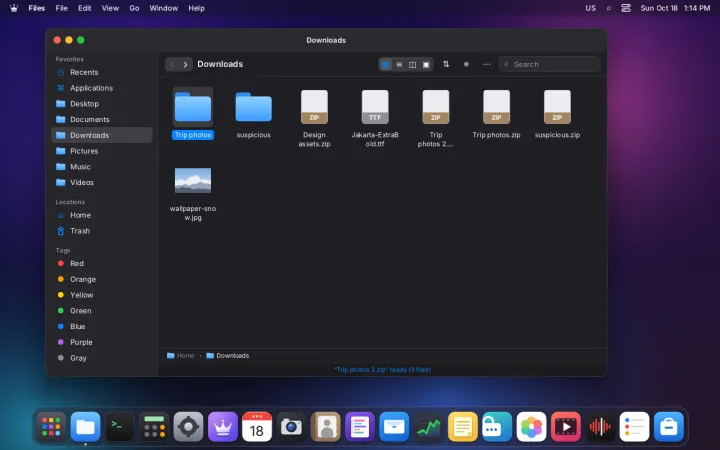 Compressing files into an archive